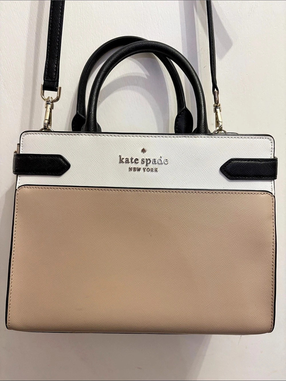 kate spade Colorblock Satchel in Beige & White Like New